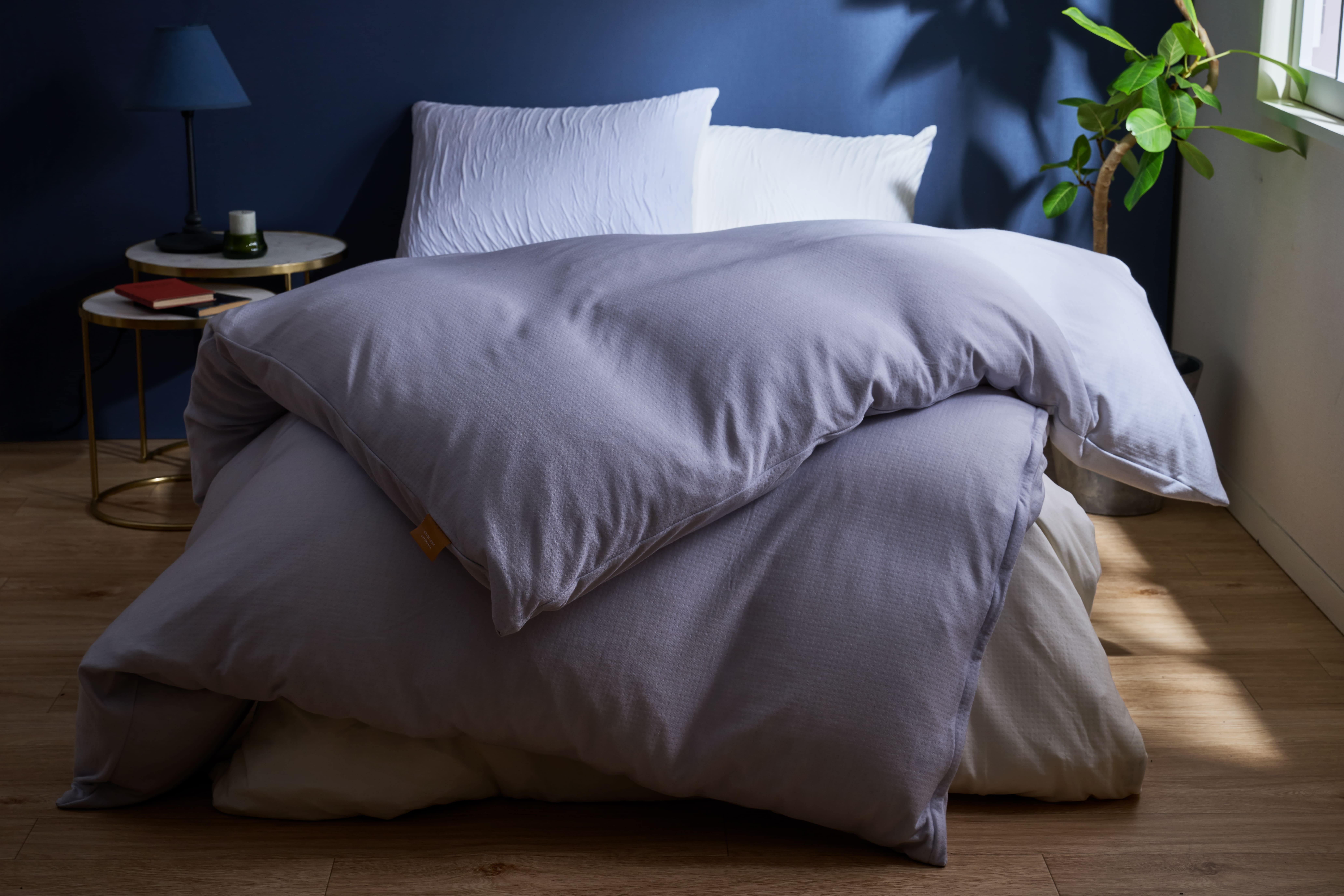 とろける羽毛ふとんPREMIUM2【キング】掛けふとん　専用カバー付き/ラベンダー